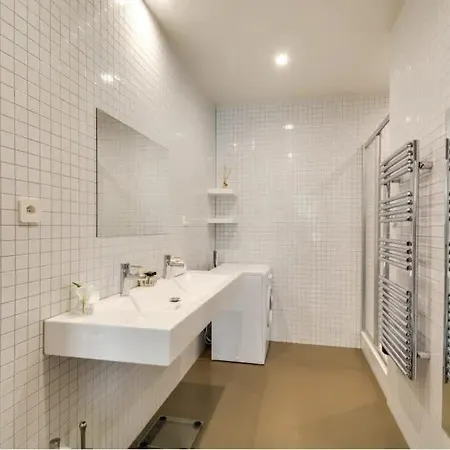 Apartment Modern And Huge 3bd For 10 Guests In Le Marais!